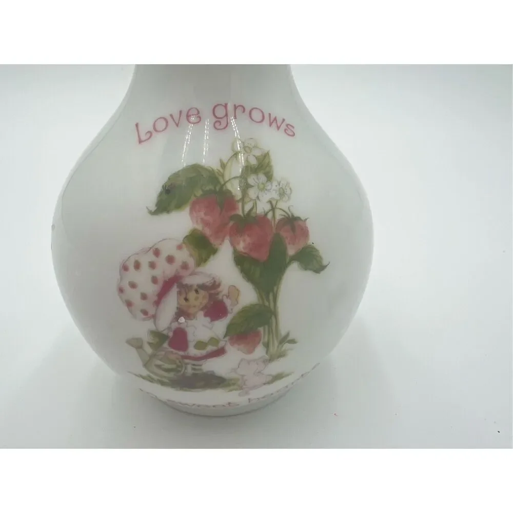 vintage 80s Strawberry Shortcake porcelain mini bud vase American Greetings